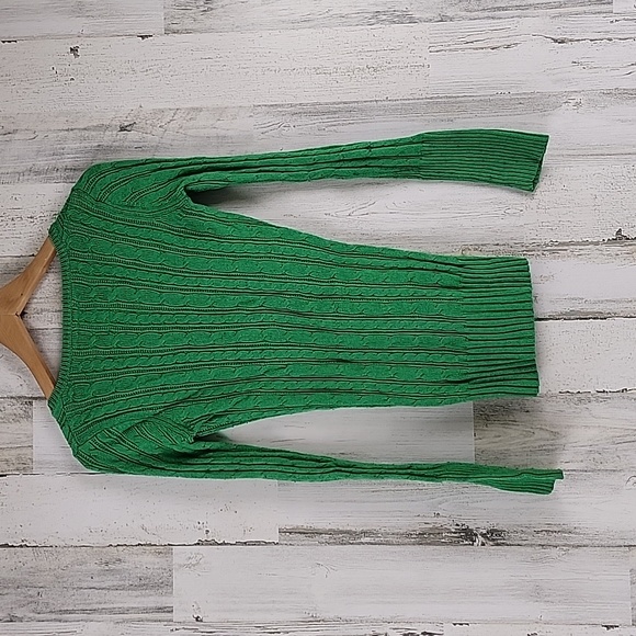American Eagle Kelly Green cable knit deep vneck slim fit sweater Size Large - Picture 3 of 5